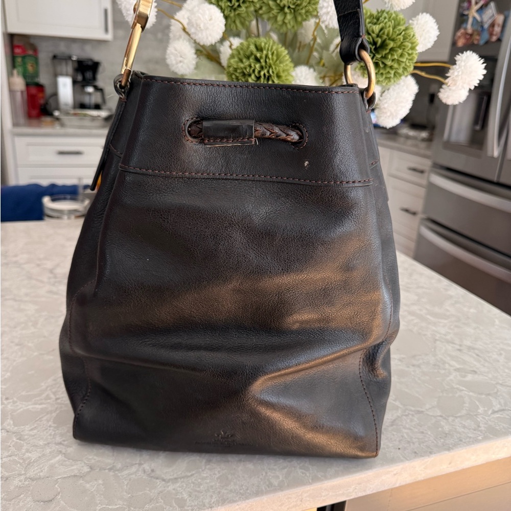 Dooney and Bourke black Florentine Hattie bag - Picture 5 of 16